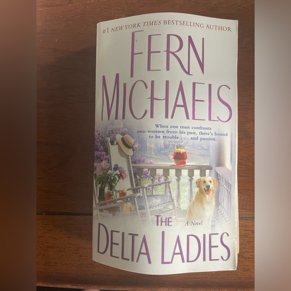 The Delta Ladies by Fern Micheal’s in good condition. - Picture 1 of 3